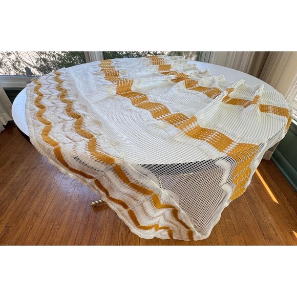 Vintage 1970s curtain, white, orange groovy wavy pattern, short single pleated - Picture 5 of 10